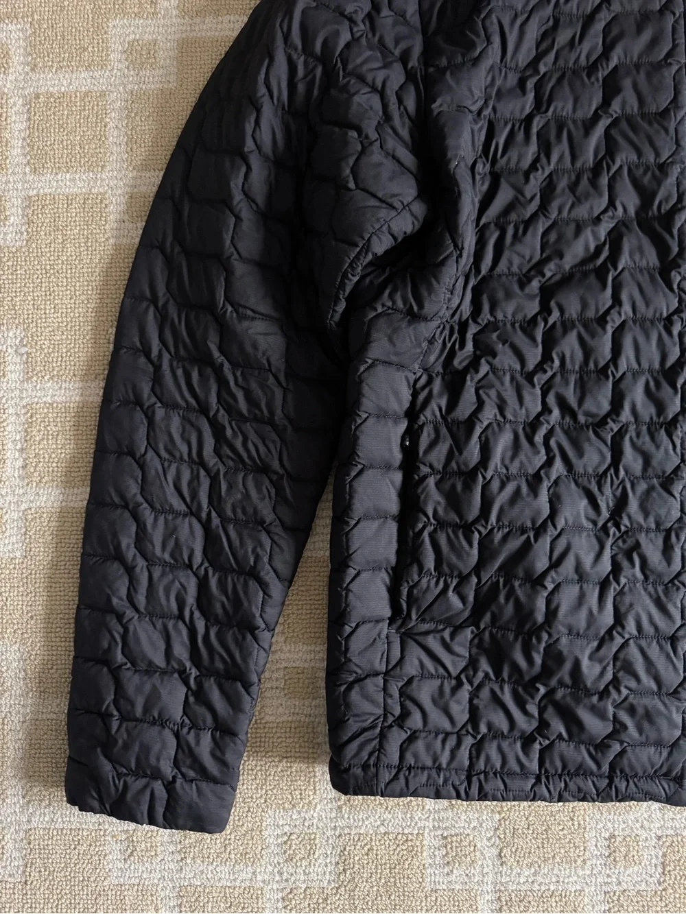 The North Face ThermoBall Insulated Puffer Jacket Packable Black Large